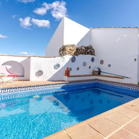 Rural Village With Amazing Views Holiday home Moclinejo